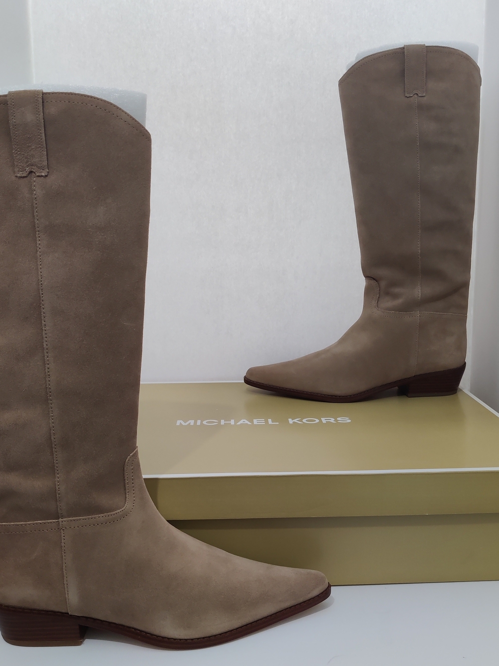 Michael Michael Kors Nash Boots Size 9.5M NIB